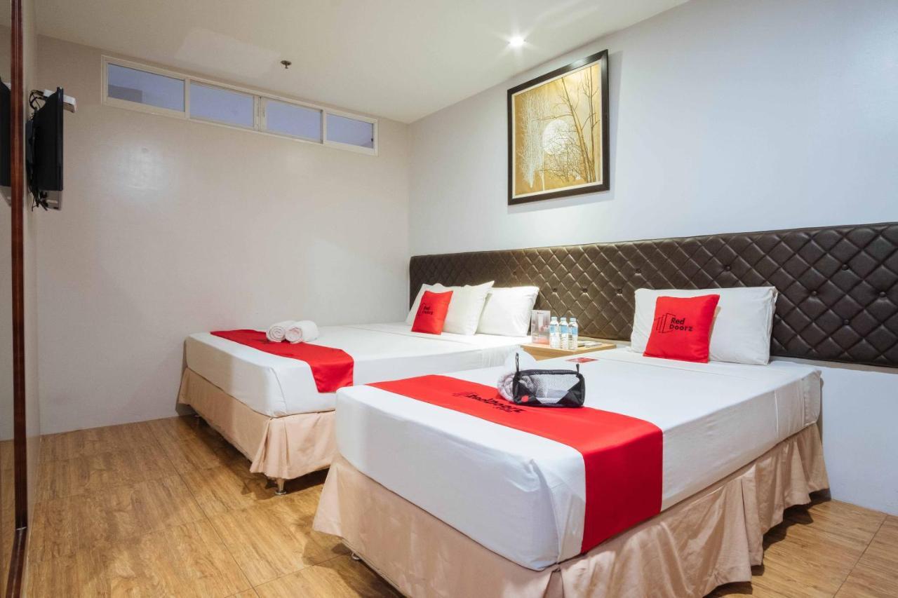Reddoorz Plus Near Cebu Capitol Bagian luar foto