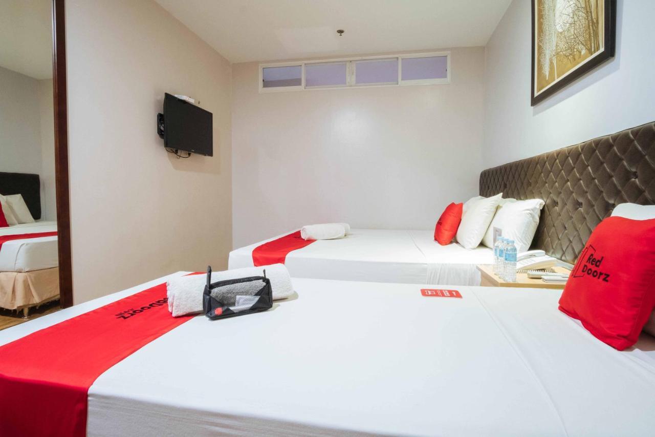 Reddoorz Plus Near Cebu Capitol Bagian luar foto